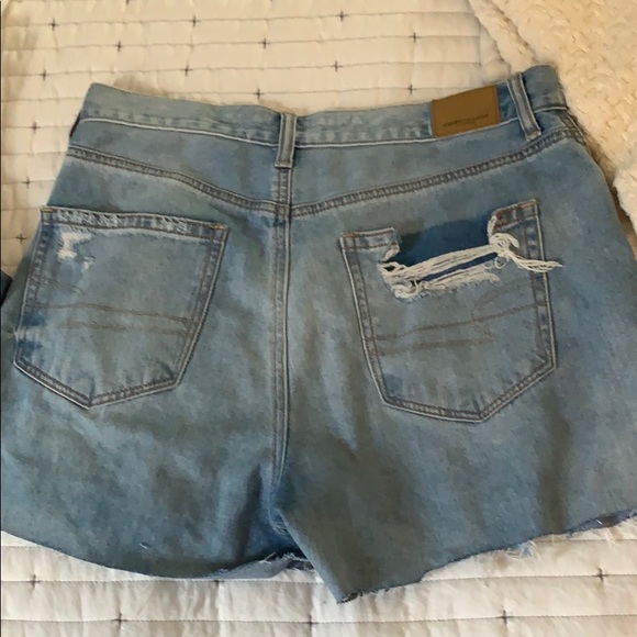 Shorts - Picture 4 of 4